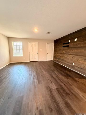 314 Pradera Cv, San Antonio, TX 78237
