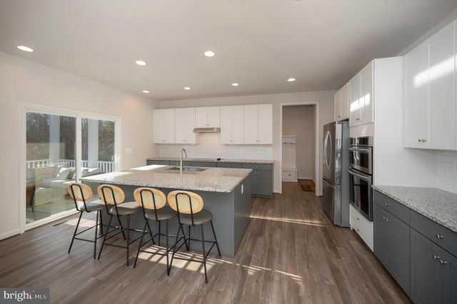 314 LIBERTY HALL DR, Fredericksburg, VA 22406