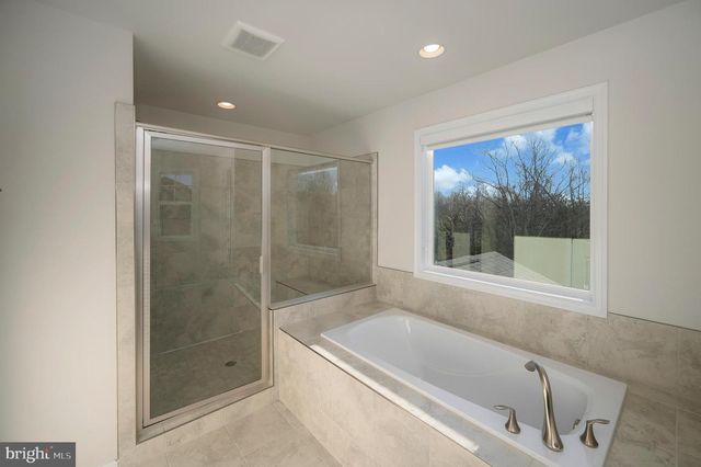 314 LIBERTY HALL DR, Fredericksburg, VA 22406