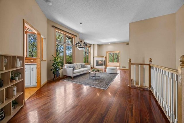 18067 Judicial Way S, Lakeville, MN 55044