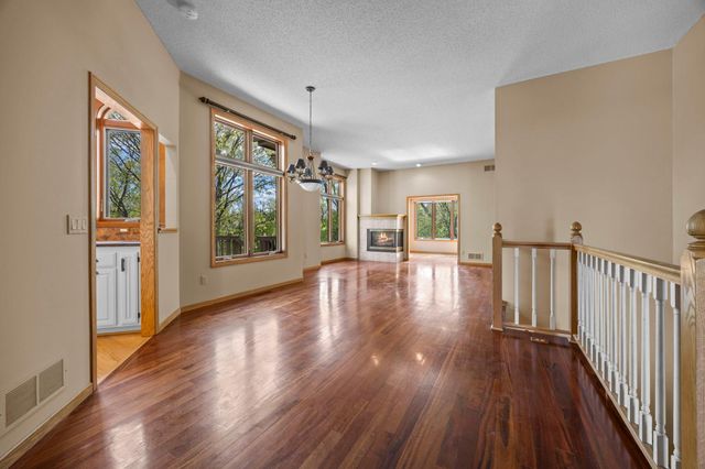 18067 Judicial Way S, Lakeville, MN 55044