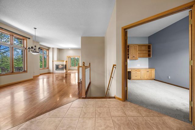 18067 Judicial Way S, Lakeville, MN 55044