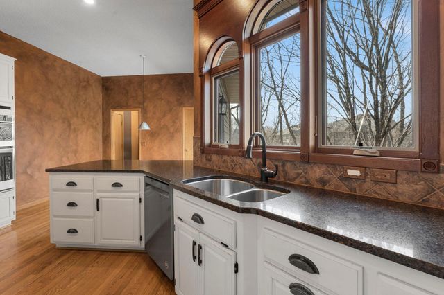 18067 Judicial Way S, Lakeville, MN 55044