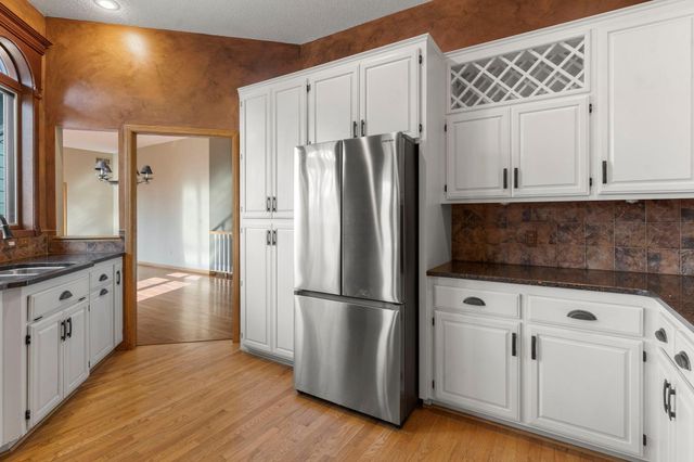 18067 Judicial Way S, Lakeville, MN 55044