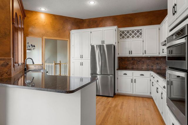 18067 Judicial Way S, Lakeville, MN 55044