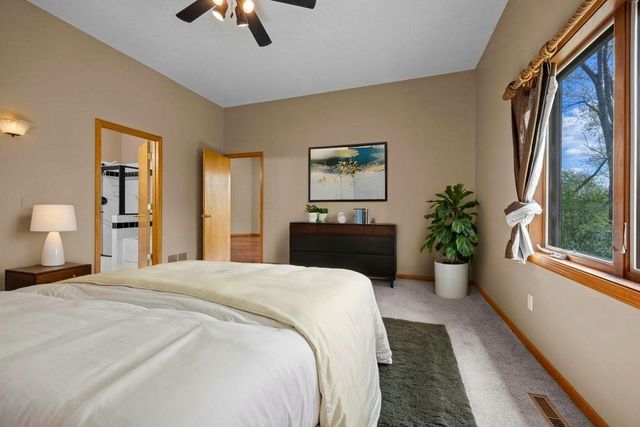 18067 Judicial Way S, Lakeville, MN 55044