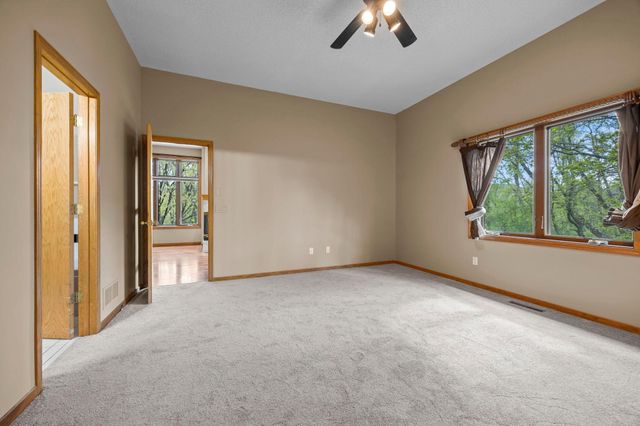 18067 Judicial Way S, Lakeville, MN 55044