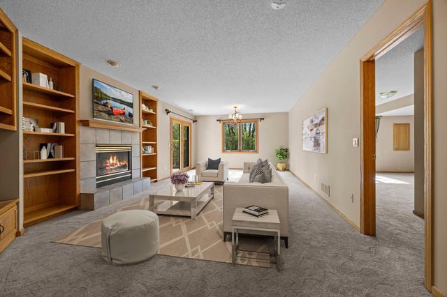 18067 Judicial Way S, Lakeville, MN 55044