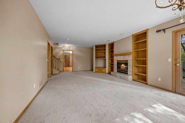 18067 Judicial Way S, Lakeville, MN 55044