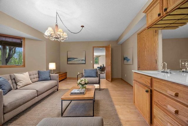 18067 Judicial Way S, Lakeville, MN 55044