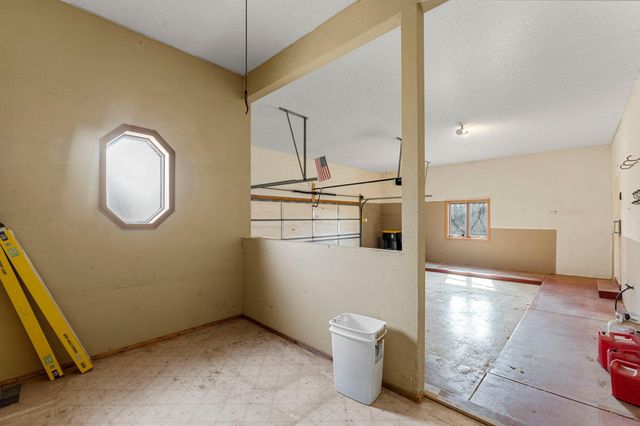 18067 Judicial Way S, Lakeville, MN 55044