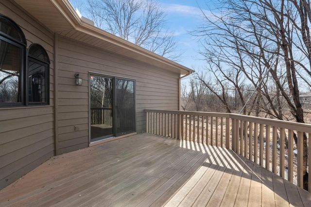 18067 Judicial Way S, Lakeville, MN 55044