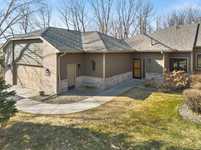 18067 Judicial Way S, Lakeville, MN 55044