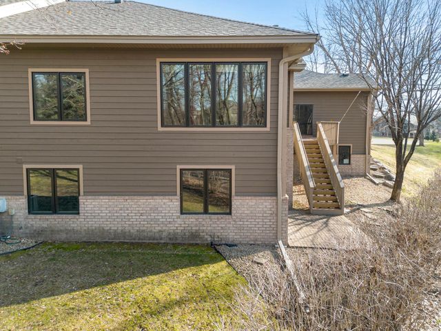 18067 Judicial Way S, Lakeville, MN 55044
