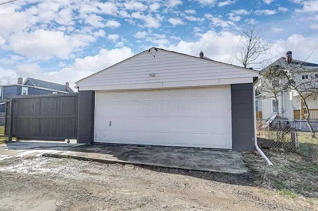 94 N Oakley Avenue, Columbus, OH 43204