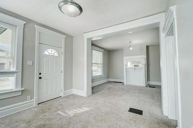 94 N Oakley Avenue, Columbus, OH 43204