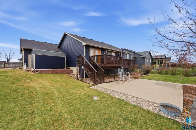 1905 S Shaw Ave Avenue, Sioux Falls, SD 57106