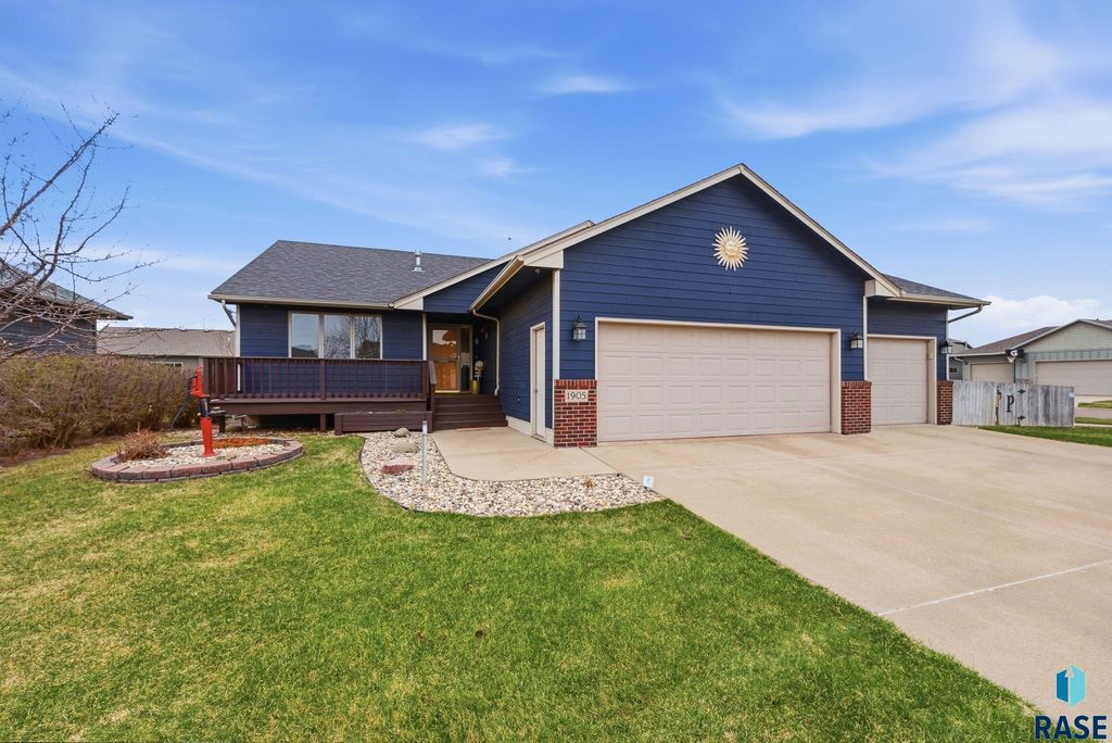 1905 S Shaw Ave Avenue, Sioux Falls, SD 57106