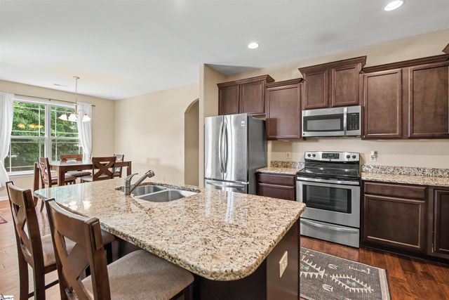 119 Colewood Place, Simpsonville, SC 29681