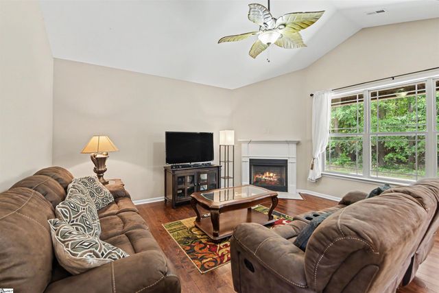 119 Colewood Place, Simpsonville, SC 29681
