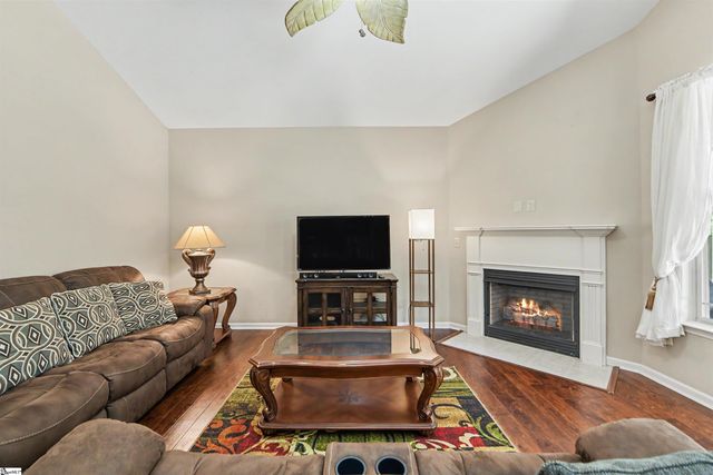 119 Colewood Place, Simpsonville, SC 29681