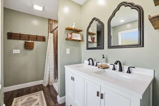 930 Pine Hill Brock Road, London, KY 40741
