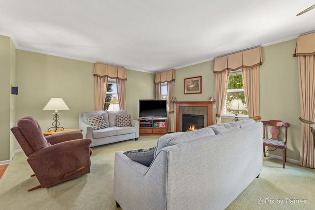 1028 DRAPER Road, Mchenry, IL 60050