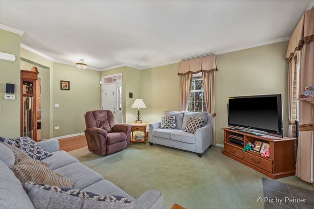 1028 DRAPER Road, Mchenry, IL 60050