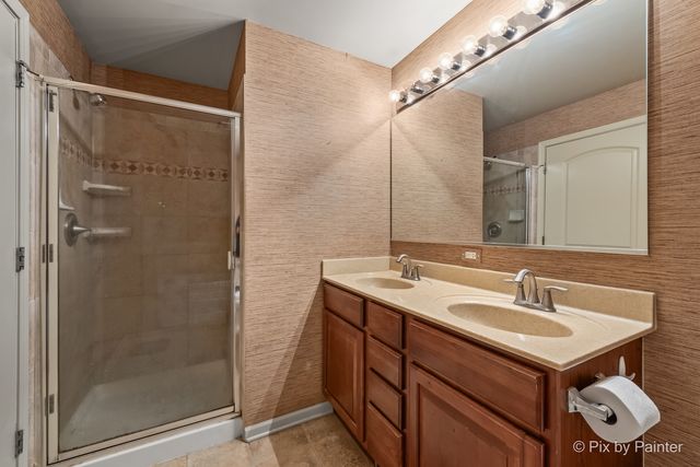 1028 DRAPER Road, Mchenry, IL 60050