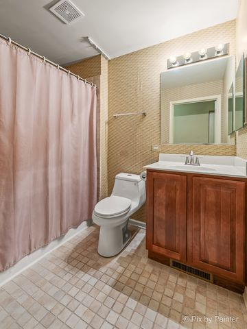 1028 DRAPER Road, Mchenry, IL 60050