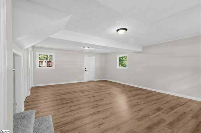 202 Vinewood Court, Simpsonville, SC 29680