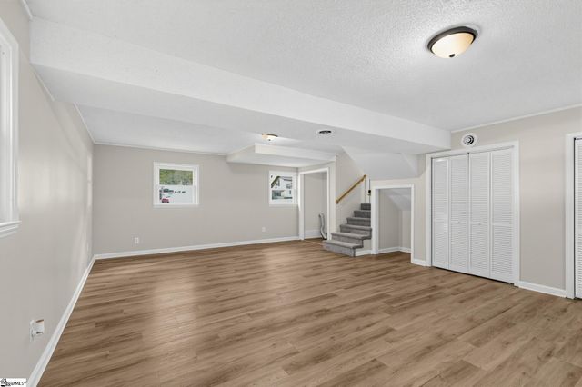 202 Vinewood Court, Simpsonville, SC 29680