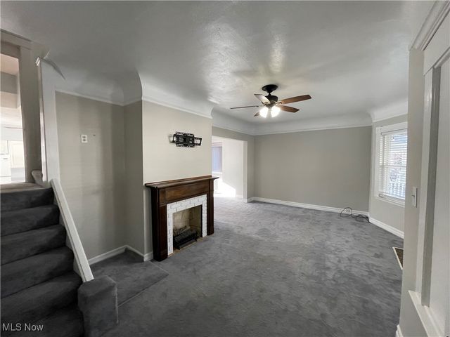 1500 Lauderdale Avenue, Lakewood, OH 44107