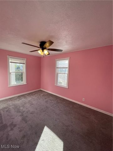 1500 Lauderdale Avenue, Lakewood, OH 44107