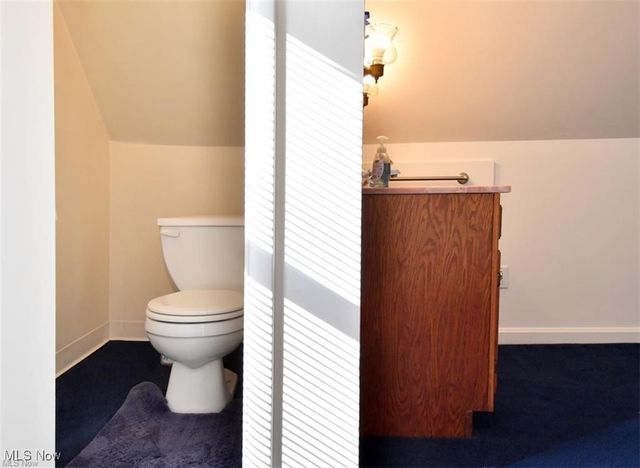 1500 Lauderdale Avenue, Lakewood, OH 44107