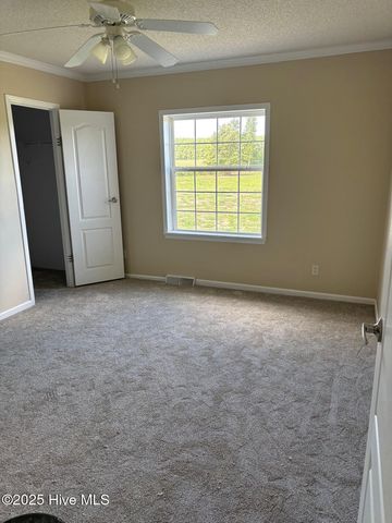 419 Shadneck Road, Elizabeth City, NC 27909