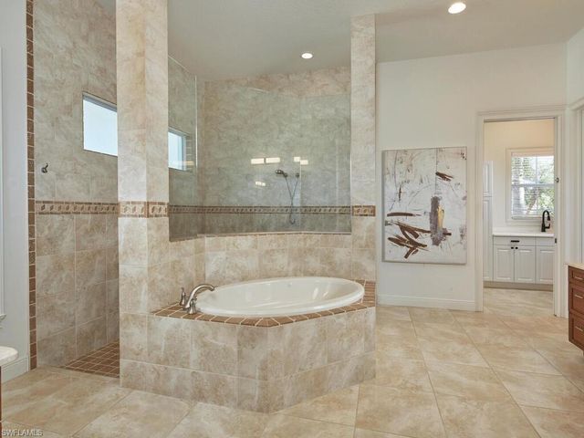 4419 Crayton RD, Naples, FL 34103