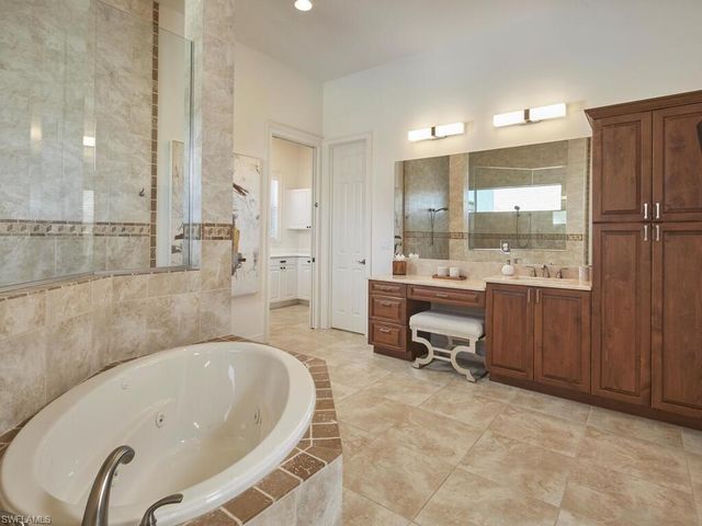 4419 Crayton RD, Naples, FL 34103
