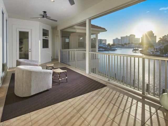 4419 Crayton RD, Naples, FL 34103