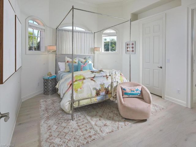 4419 Crayton RD, Naples, FL 34103