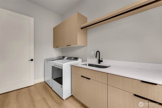 122 Surfview Drive, Kelso, WA 98626