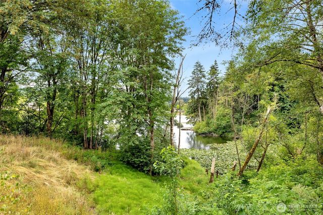 122 Surfview Drive, Kelso, WA 98626