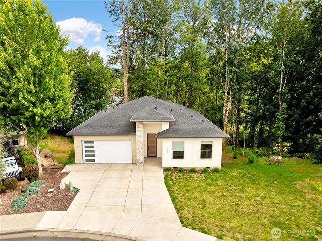122 Surfview Drive, Kelso, WA 98626