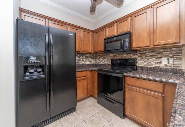5143 Parsley Drive, Shelby Charter Township, MI 48316