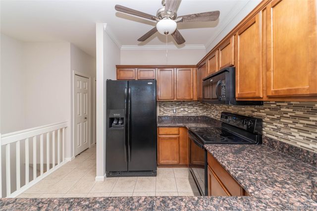5143 Parsley Drive, Shelby Charter Township, MI 48316