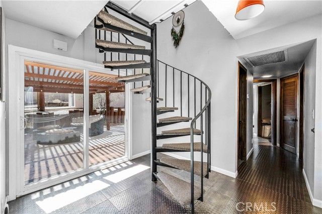 6888 Sunnyhill Road, Joshua Tree, CA 92252