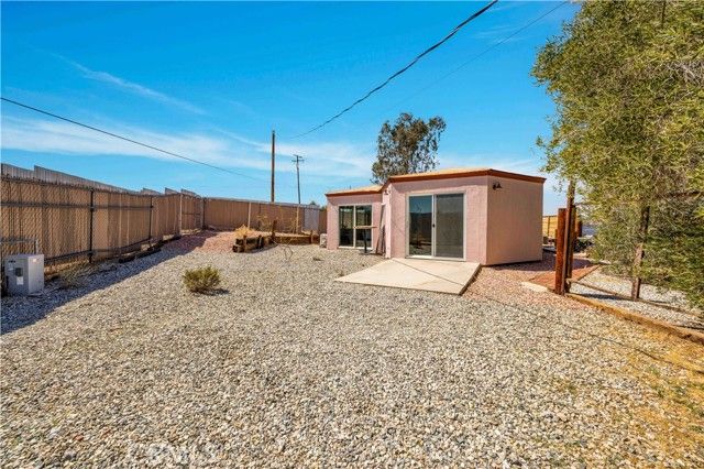 6888 Sunnyhill Road, Joshua Tree, CA 92252