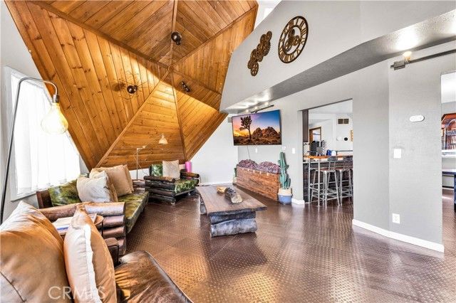 6888 Sunnyhill Road, Joshua Tree, CA 92252