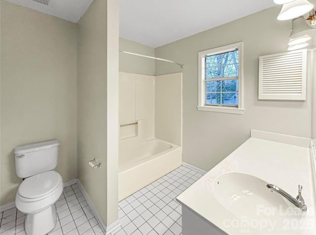5933 Ruth Drive, Charlotte, NC 28215
