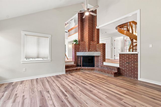 21 Fells Way, Laconia, NH 03246